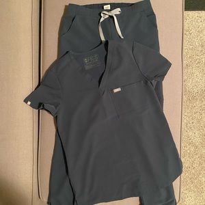 Figs Dark Harbor Scrub SET in XS.